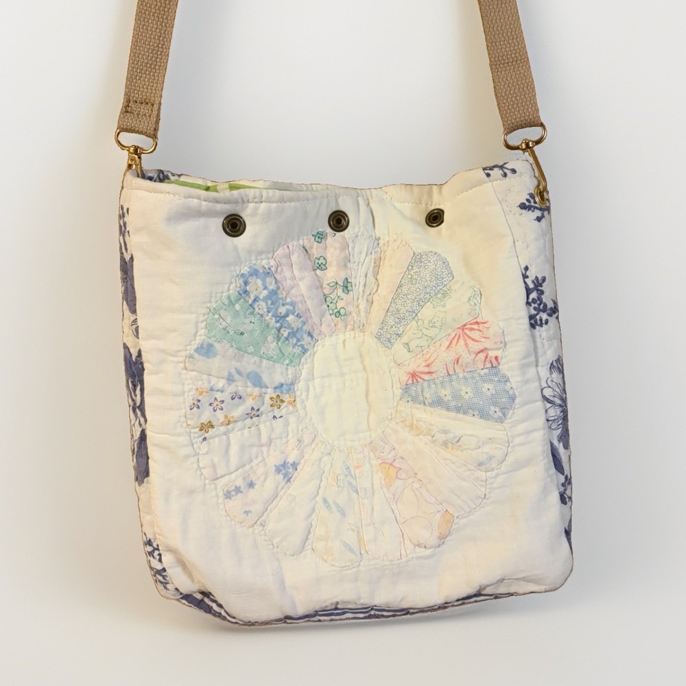 Vintage Handmade Flower Quilt Crossbody Upcycled Bag Snaps Shut Brand New 1 Of 1